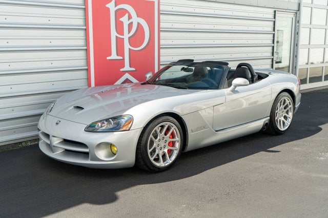 2004 Dodge Viper SRT10