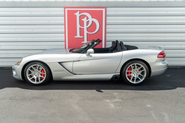 2004 Dodge Viper SRT10