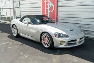 2004 Dodge Viper SRT10