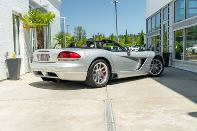 2004 Dodge Viper SRT10