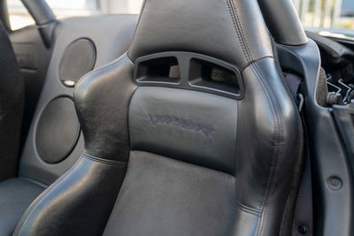 2004 Dodge Viper SRT10
