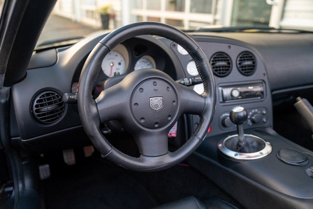 2004 Dodge Viper SRT10