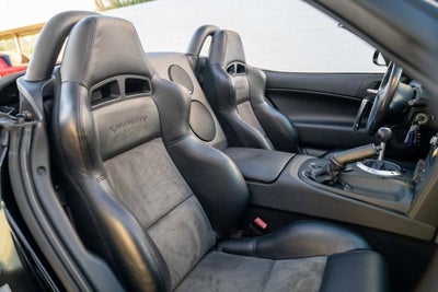 2004 Dodge Viper SRT10