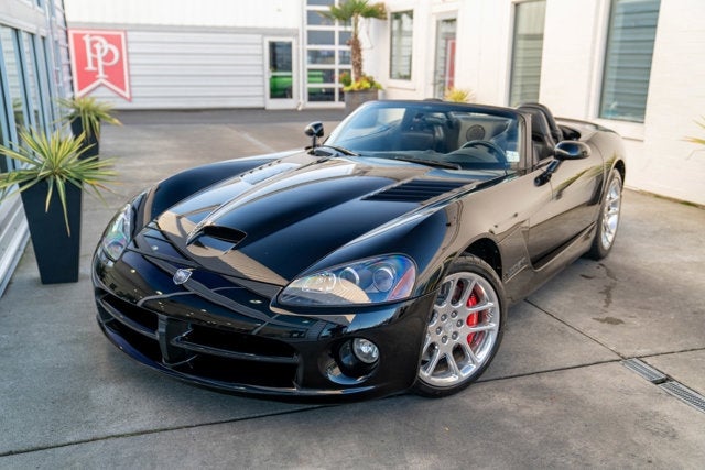 2004 Dodge Viper SRT10