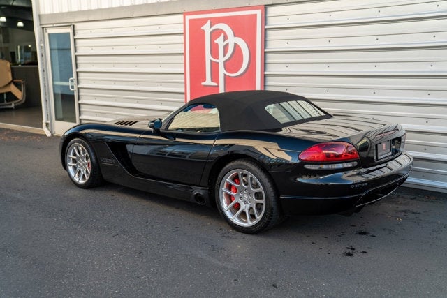 2004 Dodge Viper SRT10