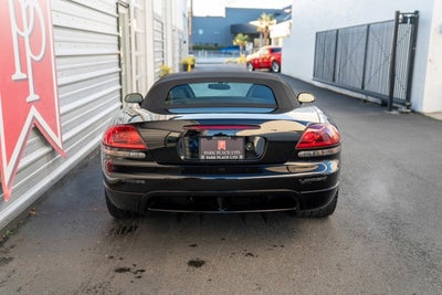 2004 Dodge Viper SRT10