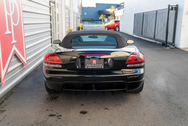 2004 Dodge Viper SRT10