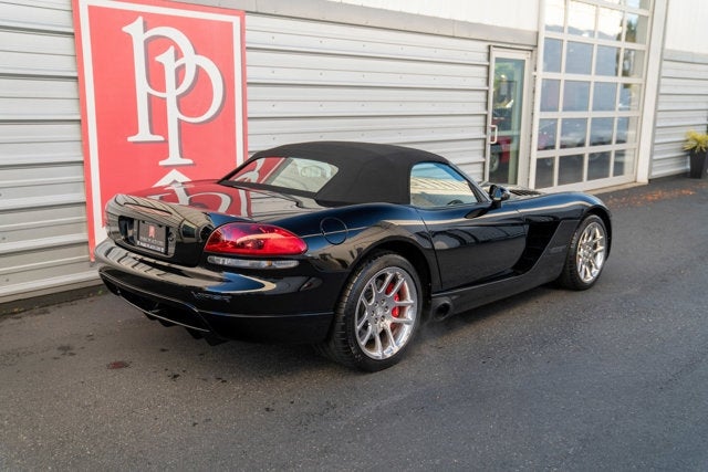 2004 Dodge Viper SRT10