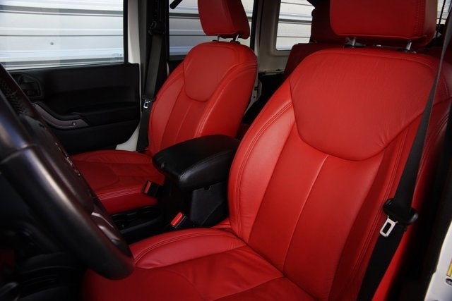 2016 Jeep Wrangler Unlimited Black Bear