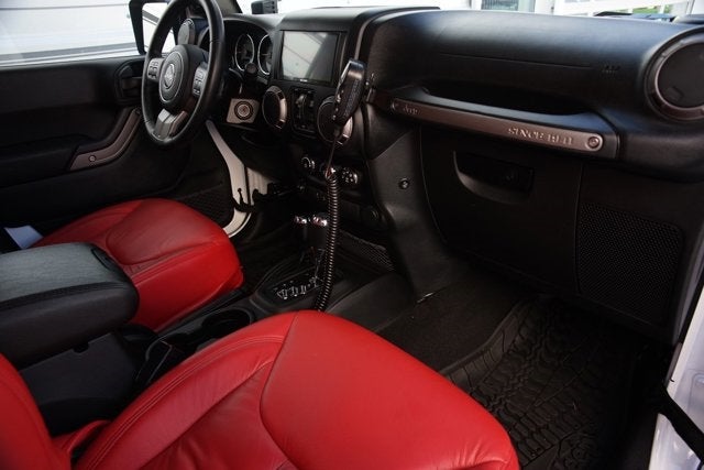 2016 Jeep Wrangler Unlimited Black Bear