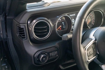 2021 Jeep Wrangler Unlimited Sahara Altitude