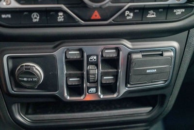 2021 Jeep Wrangler Unlimited Sahara Altitude