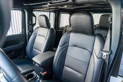 2021 Jeep Wrangler Unlimited Sahara Altitude