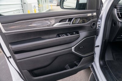 2022 Jeep Wagoneer Series II