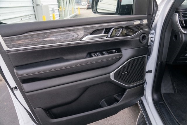 2022 Jeep Wagoneer Series II