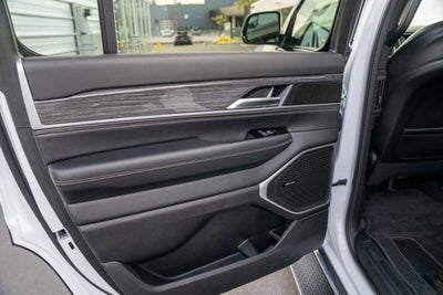 2022 Jeep Wagoneer Series II