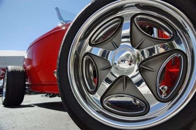 1932 Ford Hi-Boy Roadster Re-Creation