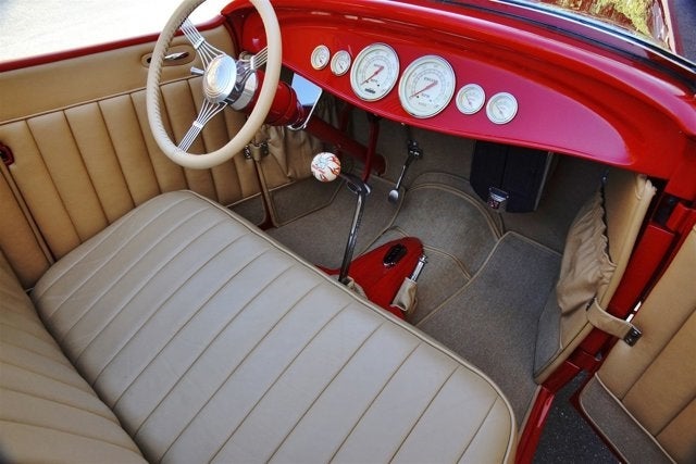 1932 Ford Hi-Boy Roadster Re-Creation