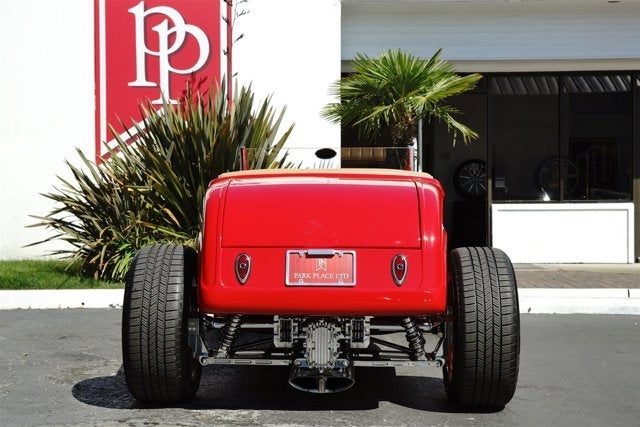 1932 Ford Hi-Boy Roadster Re-Creation