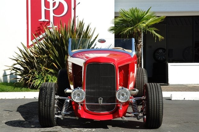 1932 Ford Hi-Boy Roadster Re-Creation