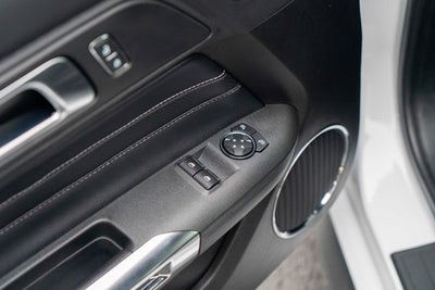 2022 Ford Mustang Mach 1