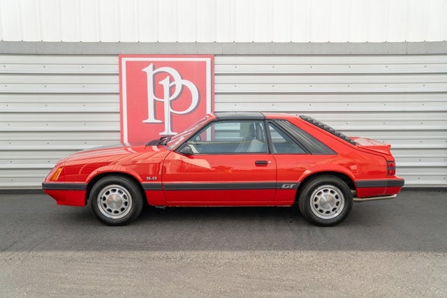 1986 Ford Mustang GT T-Top