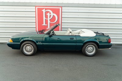 1990 Ford Mustang LX Sport