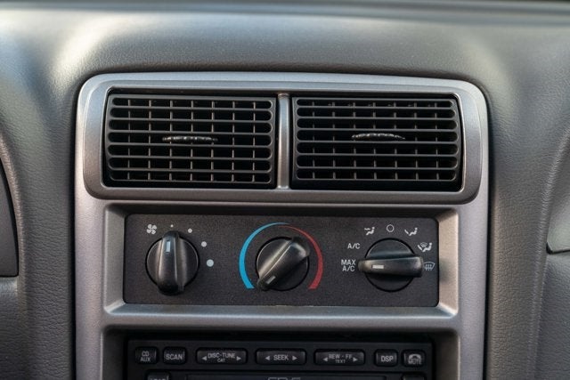 2004 Ford Mustang Premium Mach 1