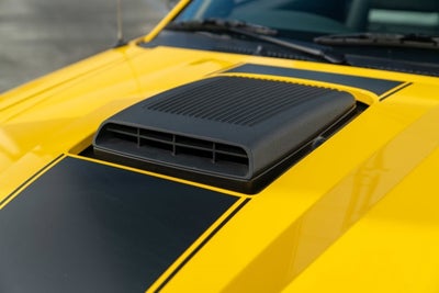 2004 Ford Mustang Premium Mach 1