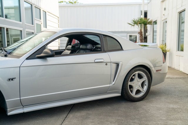 2000 Ford Mustang GT