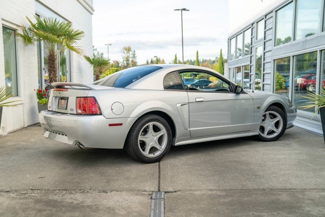 2000 Ford Mustang GT