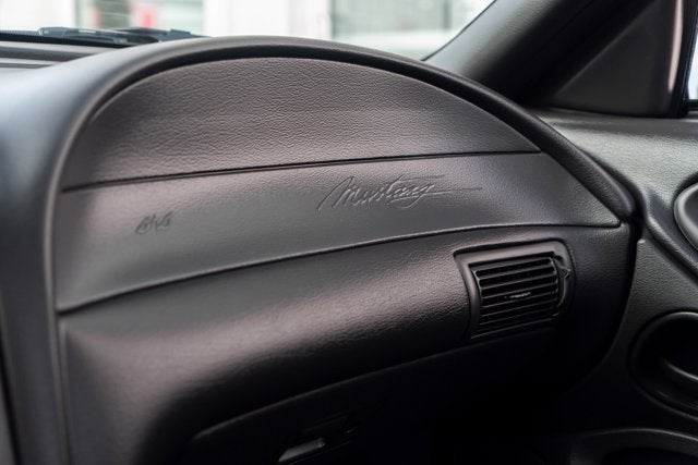 2000 Ford Mustang Cobra R