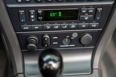 2002 Ford Thunderbird w/Hardtop Deluxe