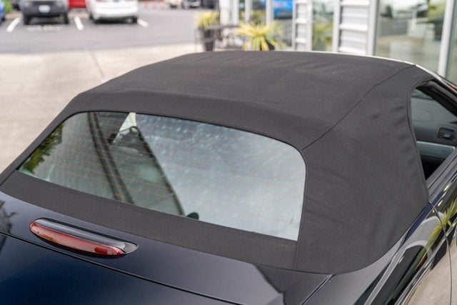 2002 Ford Thunderbird w/Hardtop Deluxe