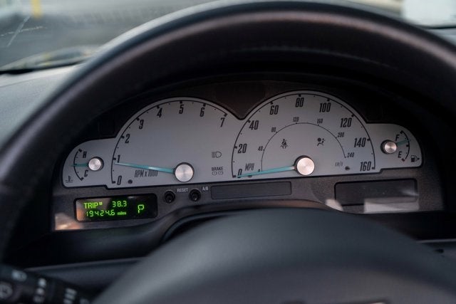 2002 Ford Thunderbird w/Hardtop Premium