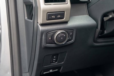 2022 Ford Super Duty F-550 DRW LARIAT