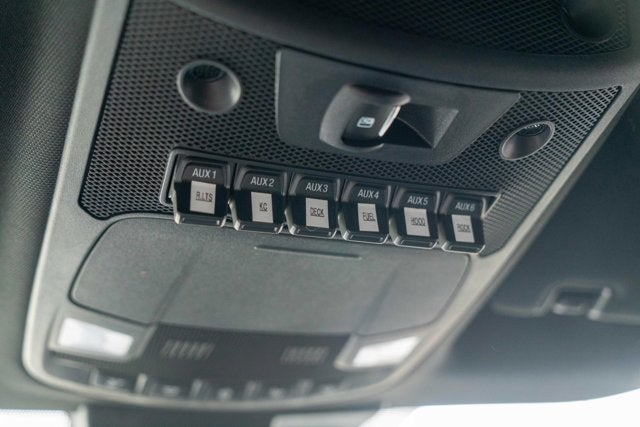 2022 Ford Super Duty F-550 DRW LARIAT