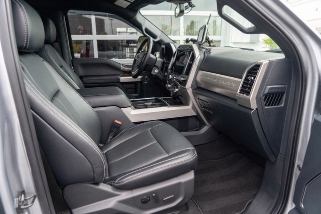 2022 Ford Super Duty F-550 DRW LARIAT