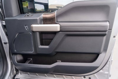 2022 Ford Super Duty F-550 DRW LARIAT