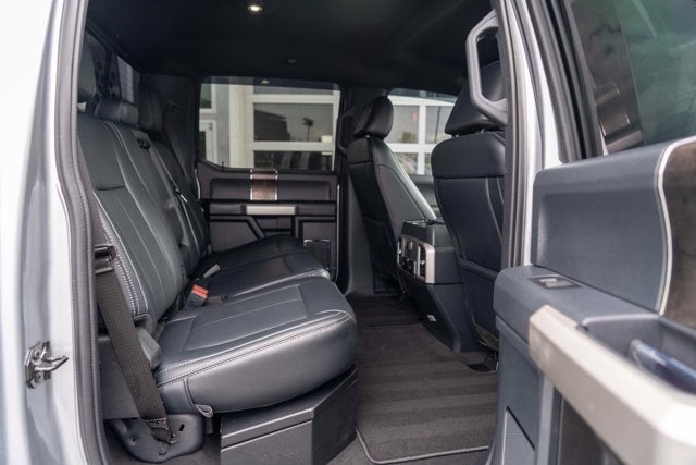 2022 Ford Super Duty F-550 DRW LARIAT