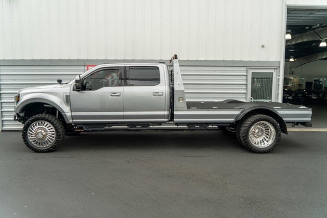 2022 Ford Super Duty F-550 DRW LARIAT