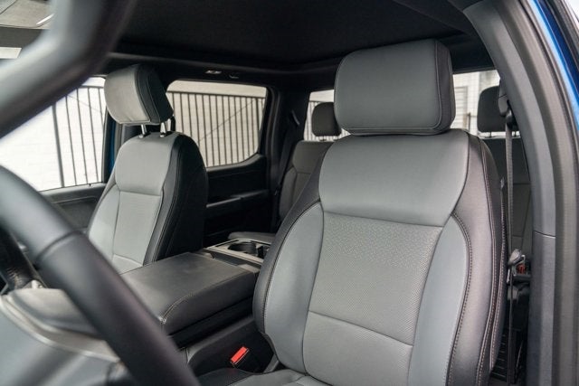 2022 Ford F-150 Lightning LARIAT