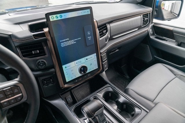 2022 Ford F-150 Lightning LARIAT