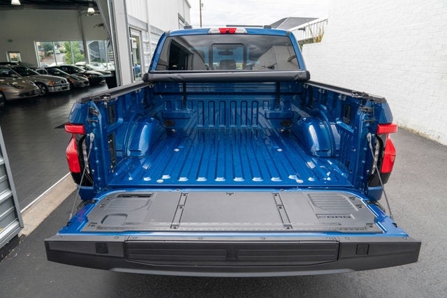 2022 Ford F-150 Lightning LARIAT