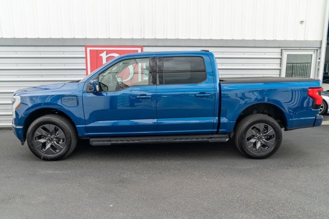 2022 Ford F-150 Lightning LARIAT