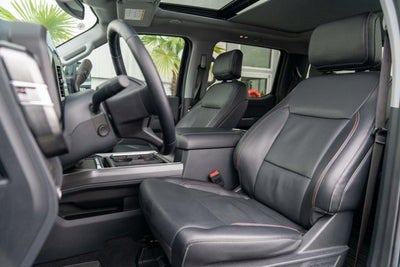 2023 Ford Super Duty F-350 SRW LARIAT