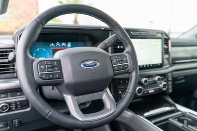 2023 Ford Super Duty F-350 SRW LARIAT