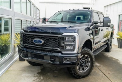 2023 Ford Super Duty F-350 SRW LARIAT
