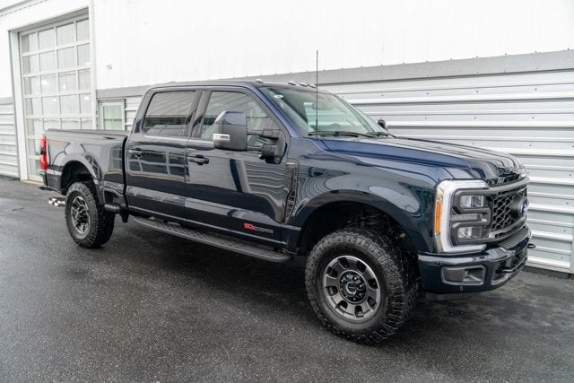 2023 Ford Super Duty F-350 SRW LARIAT