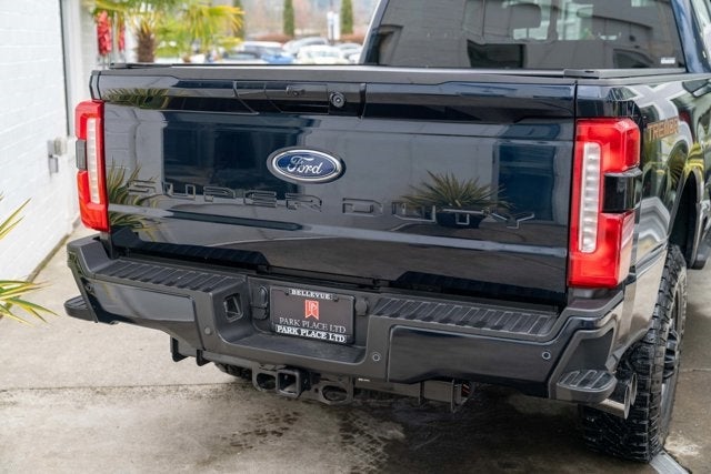 2023 Ford Super Duty F-350 SRW LARIAT